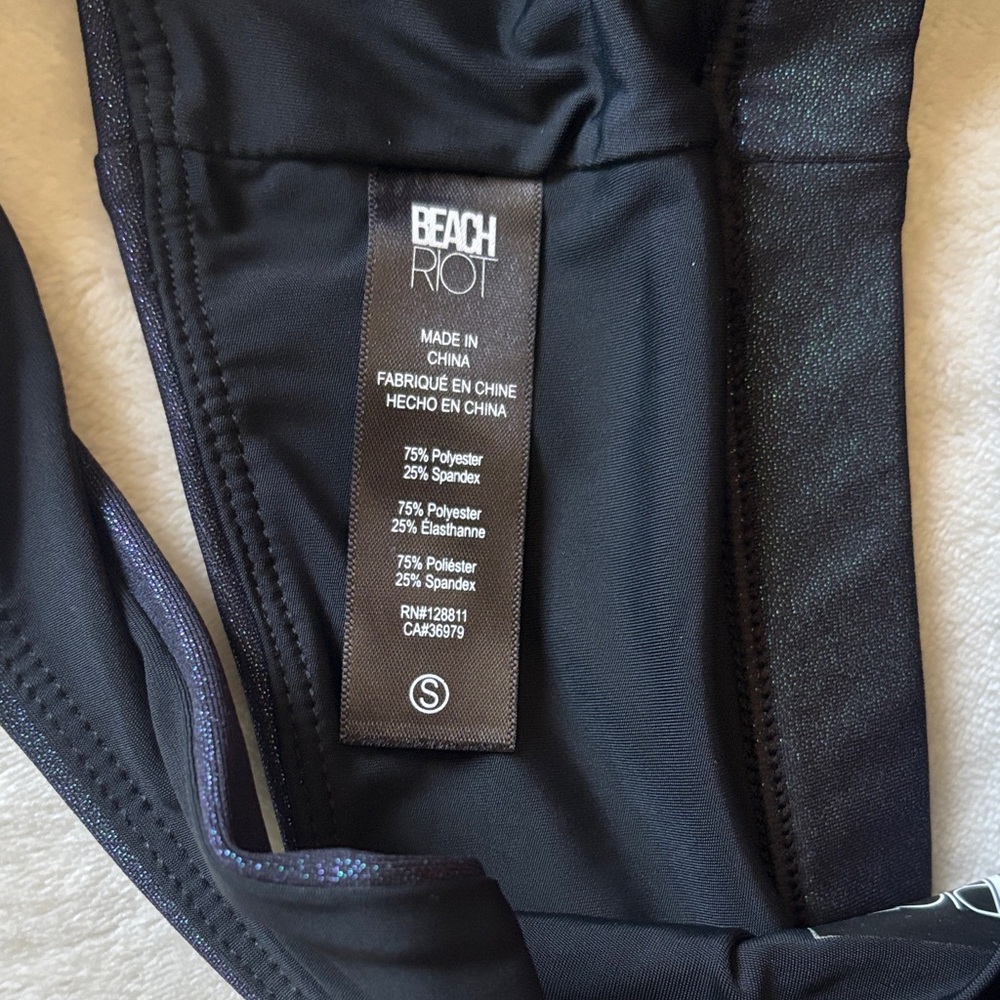 Beach Riot - Shimmer Shadow Ella One-Shoulder Iridescent Sports Bra (Small) - Picture 6 of 6